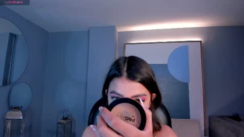 Snapshot of valeriavelvet chatting on July 11, 2026, 12:08 pm Vale online show from July 11, 2026, 12:08 pm