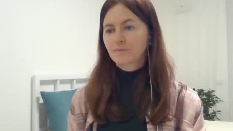 Snapshot of valerie_rose777 chatting on February 22, 2025, 7:03 pm valerie_rose777 online show from February 22, 2025, 7:03 pm