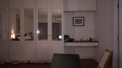 Snapshot of valerieh chatting on January 7, 2026, 2:25 am Valerie online show from January 7, 2026, 2:25 am