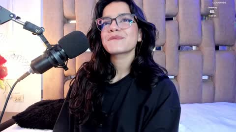 Snapshot of valeriekay_ chatting on January 18, 2025, 4:53 pm Valeria online show from January 18, 2025, 4:53 pm