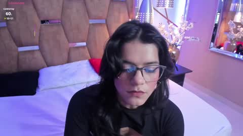 Snapshot of valeriekay_ chatting on January 27, 2025, 12:58 pm Valeria online show from January 27, 2025, 12:58 pm
