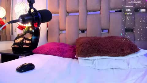 Snapshot of valeriekay_ chatting on February 26, 2025, 4:14 pm Valeria online show from February 26, 2025, 4:14 pm