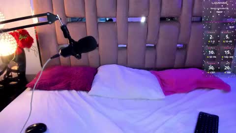 Snapshot of valeriekay_ chatting on March 12, 2025, 4:02 pm Valeria online show from March 12, 2025, 4:02 pm
