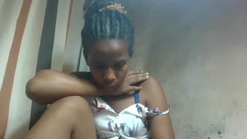 valerinezah online show from February 22, 2026, 7:12 pm