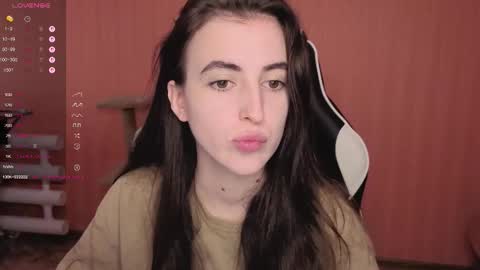 Snapshot of valeritiio chatting on October 6, 2025, 5:27 am valeritiio online show from October 6, 2025, 5:27 am