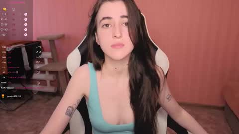 Snapshot of valeritiio chatting on October 18, 2025, 3:42 am valeritiio online show from October 18, 2025, 3:42 am