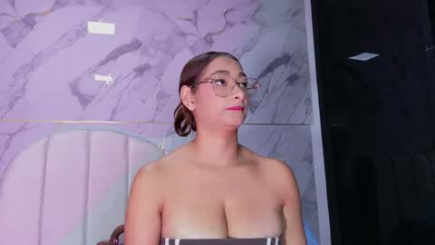 Snapshot of valery_97 chatting on May 6, 2026, 3:02 am Valeryn online show from May 6, 2026, 3:02 am