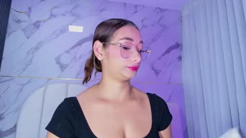 Snapshot of valery_97 chatting on May 27, 2026, 3:03 am Valeryn online show from May 27, 2026, 3:03 am