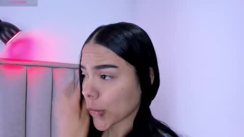 Cris  online show from March 22, 2026, 11:57 am