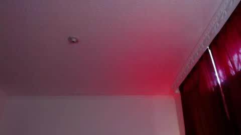 Snapshot of valery_meer_ chatting on May 19, 2026, 11:49 am Valeria online show from May 19, 2026, 11:49 am