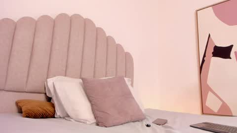 Snapshot of valery_santorini chatting on April 23, 2026, 12:29 pm VALERY online show from April 23, 2026, 12:29 pm