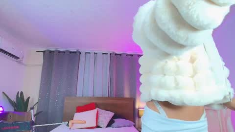 Snapshot of valery_yepes_ chatting on September 14, 2025, 1:10 pm Valery online show from September 14, 2025, 1:10 pm