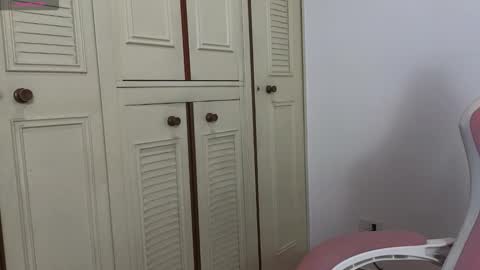 Snapshot of valerylovexxx chatting on October 31, 2025, 2:07 pm valerylovexxx online show from October 31, 2025, 2:07 pm