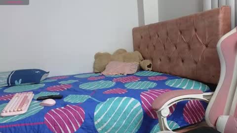 Snapshot of valerylovexxx chatting on November 3, 2025, 11:04 pm valerylovexxx online show from November 3, 2025, 11:04 pm