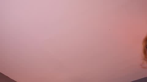 Snapshot of valerynova chatting on February 5, 2026, 11:04 am Carla online show from February 5, 2026, 11:04 am