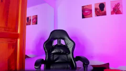ValeryTs1 online show from June 17, 2026, 6:31 pm