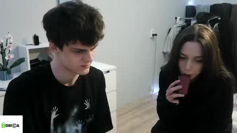 valesios online show from April 23, 2026, 8:55 pm