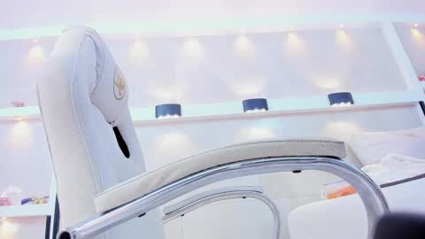  VALIRYA  online show from November 25, 2025, 10:37 am