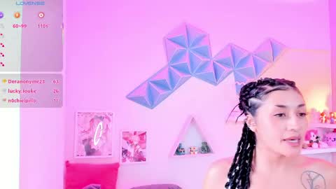 Valkiria online show from May 17, 2026, 3:52 pm