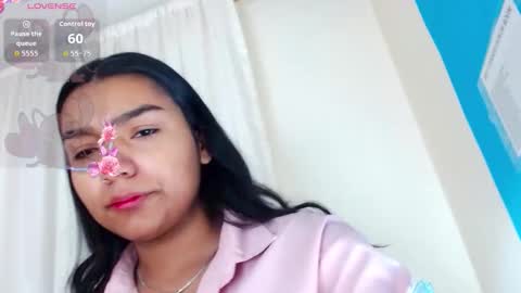 Snapshot of valkydoll chatting on February 18, 2026, 11:39 am valkydoll online show from February 18, 2026, 11:39 am