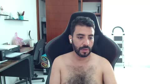 Snapshot of vallartamexi chatting on April 18, 2026, 9:48 pm Roberto Carlos online show from April 18, 2026, 9:48 pm