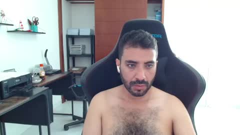 Snapshot of vallartamexi chatting on April 27, 2026, 9:46 pm Roberto Carlos online show from April 27, 2026, 9:46 pm