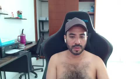 Snapshot of vallartamexi chatting on May 15, 2026, 9:22 pm Roberto Carlos online show from May 15, 2026, 9:22 pm