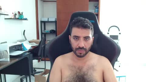 Snapshot of vallartamexi chatting on May 25, 2026, 9:32 pm Roberto Carlos online show from May 25, 2026, 9:32 pm