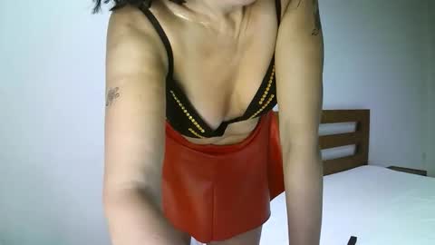 ValleriWind online show from February 5, 2026, 11:31 pm