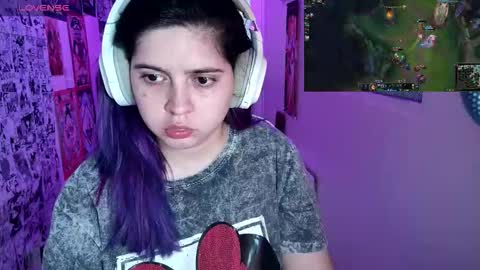 Im Violet online show from March 10, 2026, 3:44 am