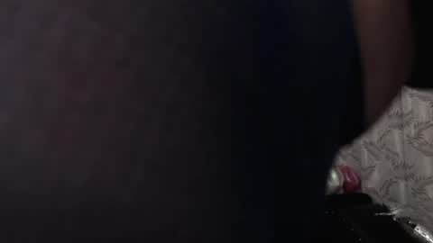 valquiria_sirgun online show from November 11, 2025, 9:53 am