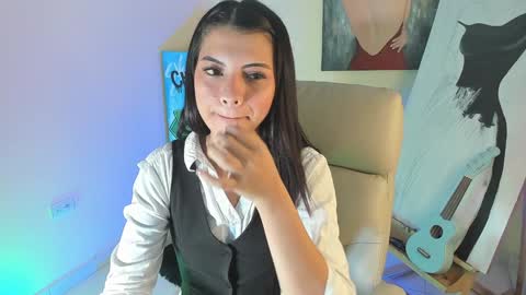 Snapshot of valu_57 chatting on February 9, 2025, 1:11 am Valu online show from February 9, 2025, 1:11 am