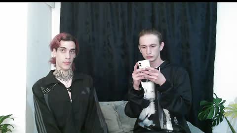 Vamp Noah and Dan online show from December 6, 2024, 1:07 am