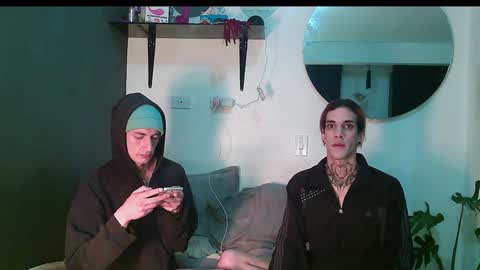 Vamp Noah and Dan online show from January 26, 2025, 3:27 am