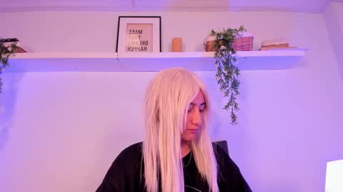 Snapshot of vampgyal chatting on October 23, 2025, 8:51 pm vamp online show from October 23, 2025, 8:51 pm