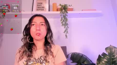 Snapshot of vampgyal chatting on December 16, 2025, 11:32 pm vamp online show from December 16, 2025, 11:32 pm