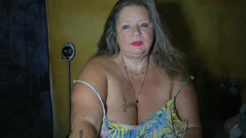 Snapshot of vampwoman chatting on June 22, 2026, 5:04 am vampwoman online show from June 22, 2026, 5:04 am