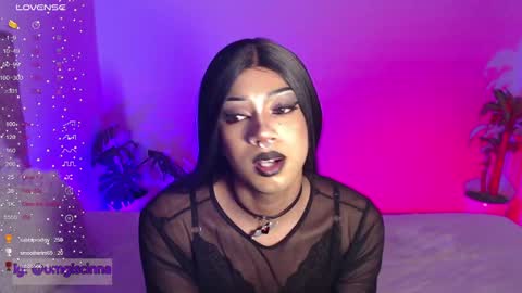 Cinnamon  online show from March 7, 2025, 3:07 pm