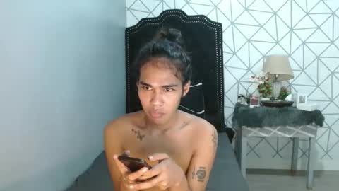 Snapshot of vampy_ebony_laxine chatting on May 16, 2026, 10:36 am vampy_ebony_laxine online show from May 16, 2026, 10:36 am