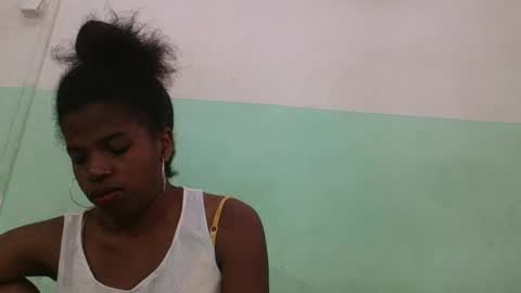 Snapshot of vanafiry chatting on January 14, 2025, 5:40 am vanafiry online show from January 14, 2025, 5:40 am