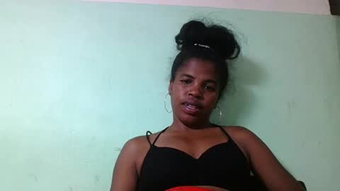 Snapshot of vanafiry chatting on January 16, 2025, 10:10 am vanafiry online show from January 16, 2025, 10:10 am