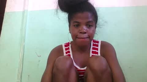 Snapshot of vanafiry chatting on January 18, 2025, 11:32 am vanafiry online show from January 18, 2025, 11:32 am