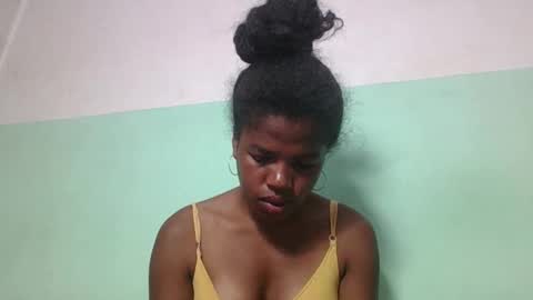 Snapshot of vanafiry chatting on February 2, 2025, 4:32 pm vanafiry online show from February 2, 2025, 4:32 pm