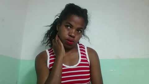 Snapshot of vanafiry chatting on February 8, 2025, 3:30 am vanafiry online show from February 8, 2025, 3:30 am