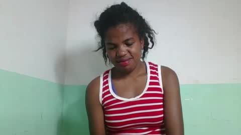 Snapshot of vanafiry chatting on February 8, 2025, 2:05 pm vanafiry online show from February 8, 2025, 2:05 pm