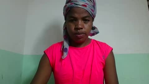 Snapshot of vanafiry chatting on February 10, 2025, 4:19 am vanafiry online show from February 10, 2025, 4:19 am