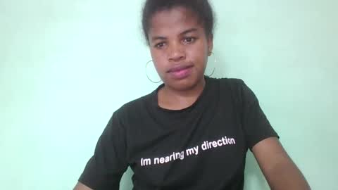 Snapshot of vanafiry chatting on February 17, 2025, 8:36 pm vanafiry online show from February 17, 2025, 8:36 pm