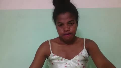 Snapshot of vanafiry chatting on February 19, 2025, 5:49 pm vanafiry online show from February 19, 2025, 5:49 pm