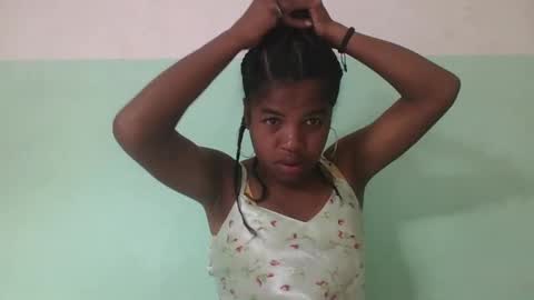 Snapshot of vanafiry chatting on February 22, 2025, 3:56 am vanafiry online show from February 22, 2025, 3:56 am