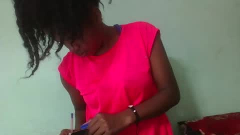 Snapshot of vanafiry chatting on February 26, 2025, 3:32 am vanafiry online show from February 26, 2025, 3:32 am